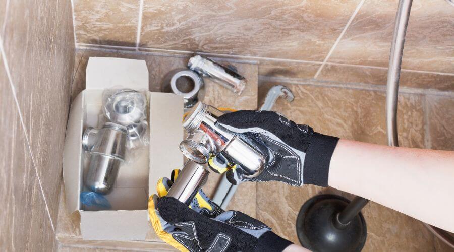 Expert Emergency Roof Repairs services in Cedar Rapids, IA